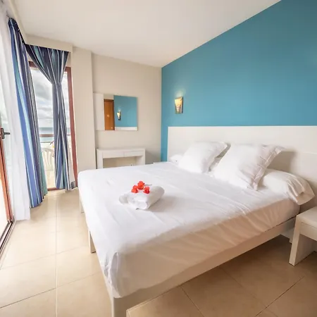 Prope Mare Apartamentos Cala Millor  Buitenkant foto